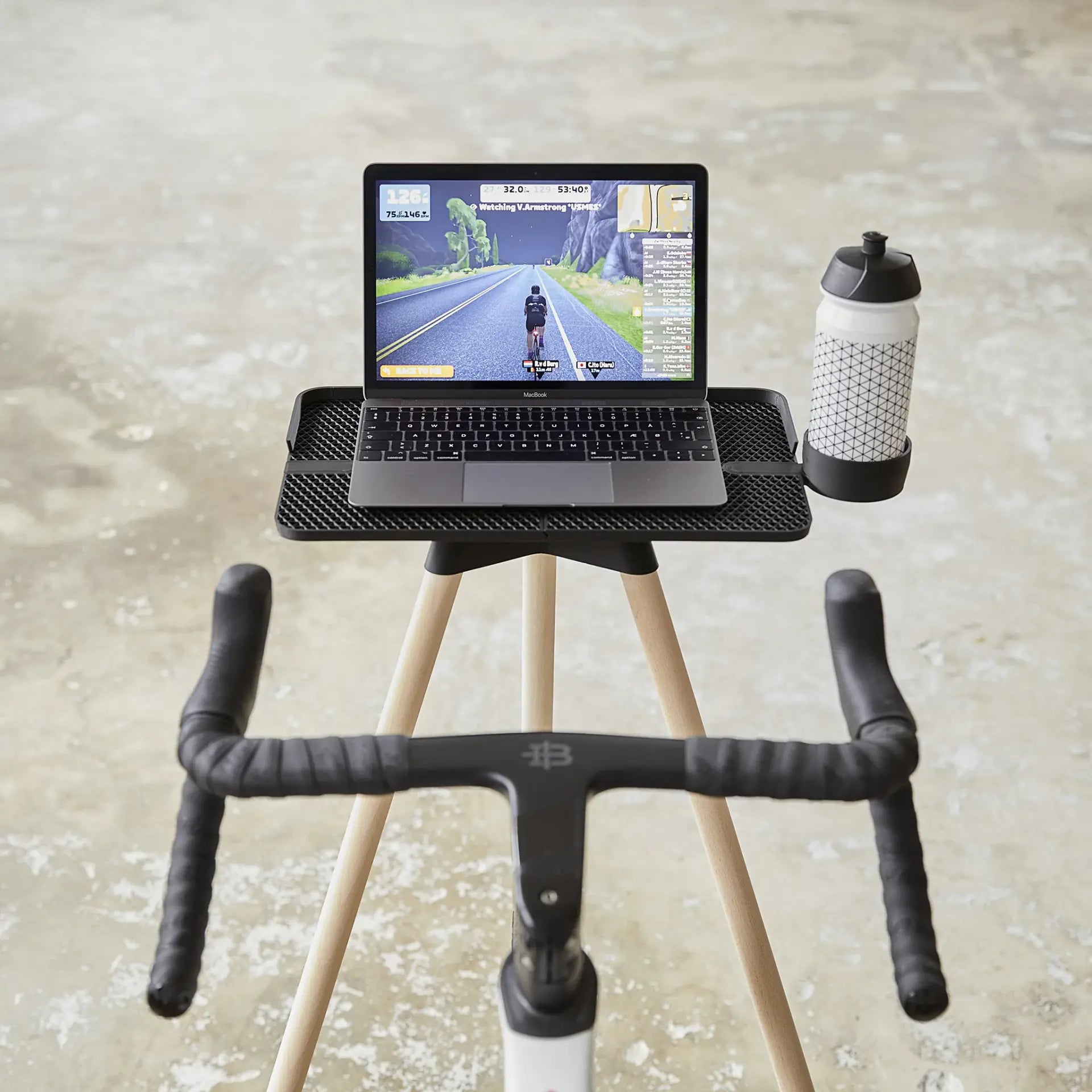 Tons Studio Laptop Race Bord Natural Oak